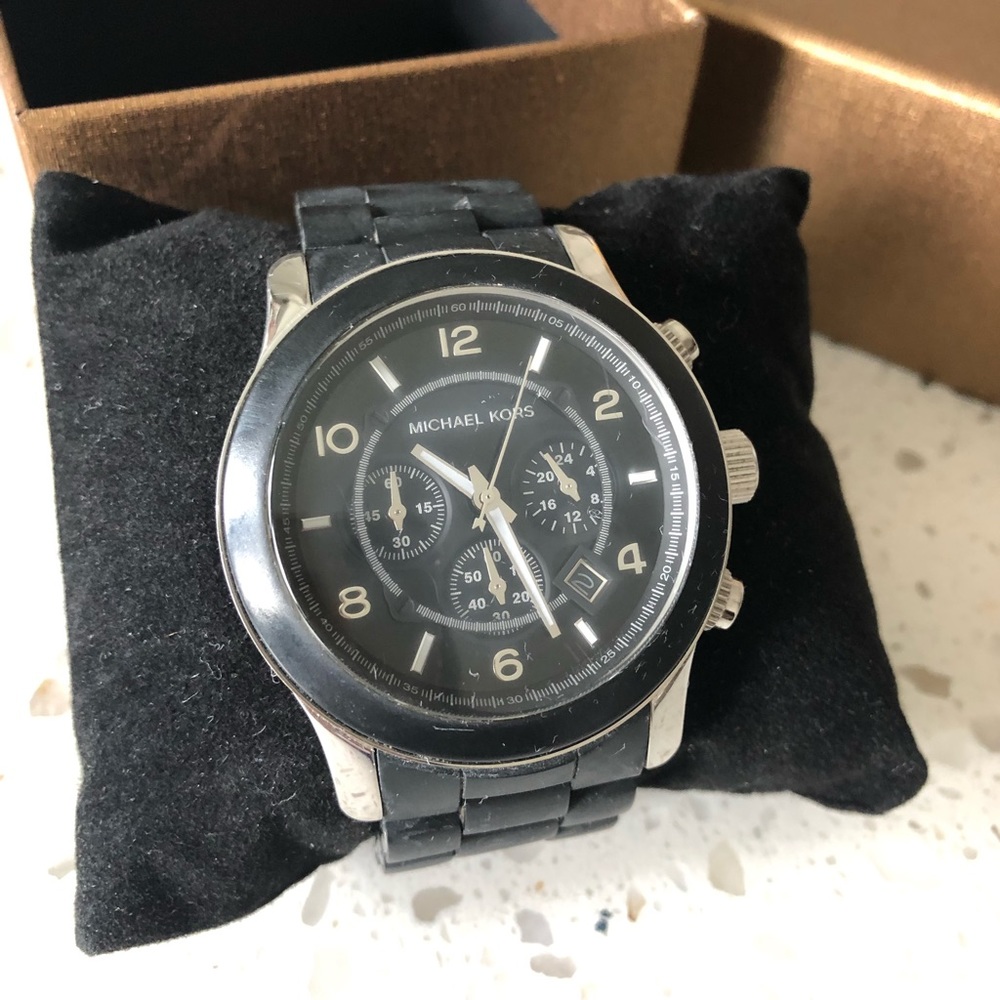 Michael Kors Runway MM8107 Men’s Wrist watch